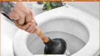 Cara Menanggulangi WC Mampet Tanpa Bongkar Begini Trik Mudahnya