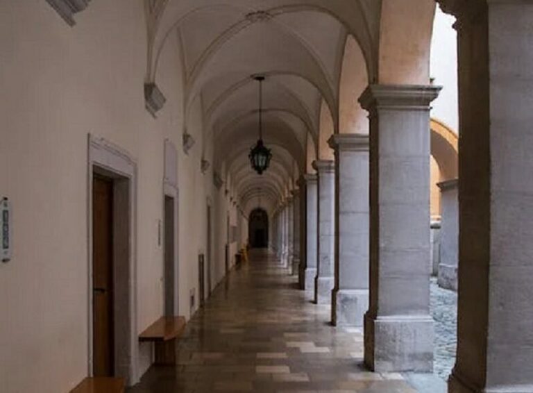 Cara Membersihkan Lantai Tegel yang Kusam Menjadi Kinclong cara membersihkan lantai tegel yang kusam